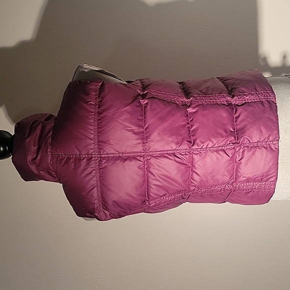 Juicy Couture Purple Insulated Vest with Side Zippered Pockets, Size: M - Picture 4 of 7